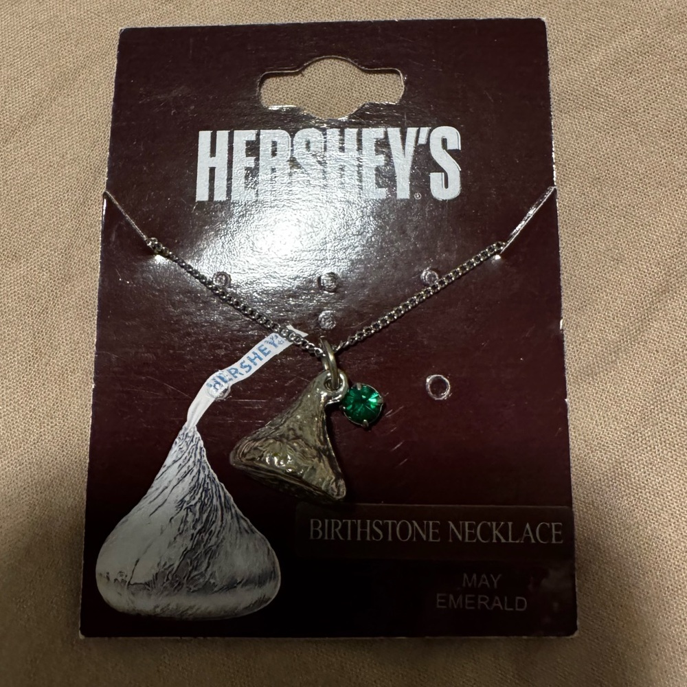 NWT Hershey Birthstone Necklace - May